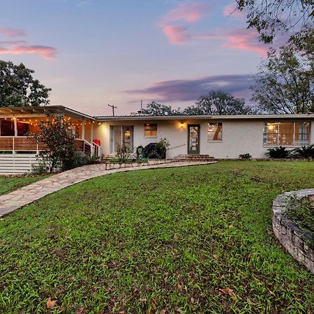 Luxury Lakefront Oasis With Boat Dock-Firepit Villa McQueeney Esterno foto