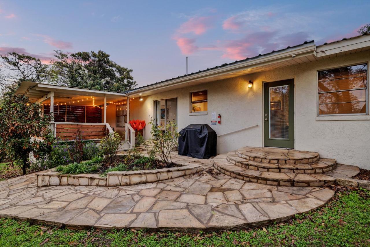 Luxury Lakefront Oasis With Boat Dock-Firepit McQueeney Esterno foto