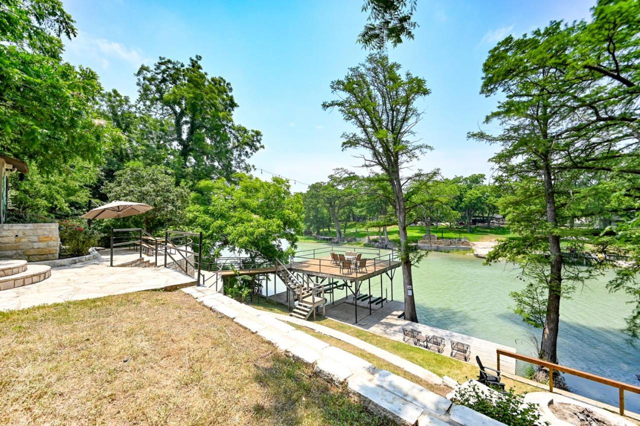 Luxury Lakefront Oasis With Boat Dock-Firepit McQueeney Esterno foto