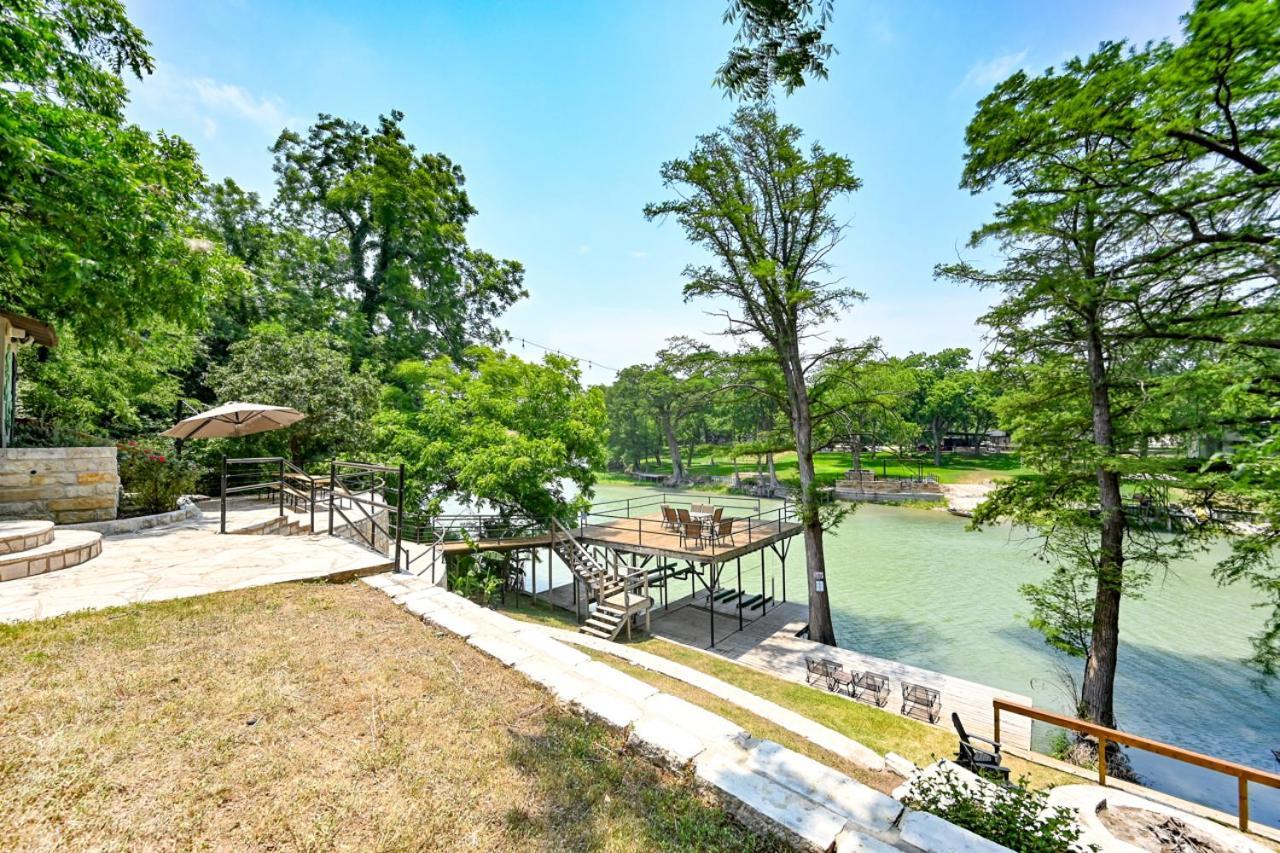 Luxury Lakefront Oasis With Boat Dock-Firepit Villa McQueeney Esterno foto