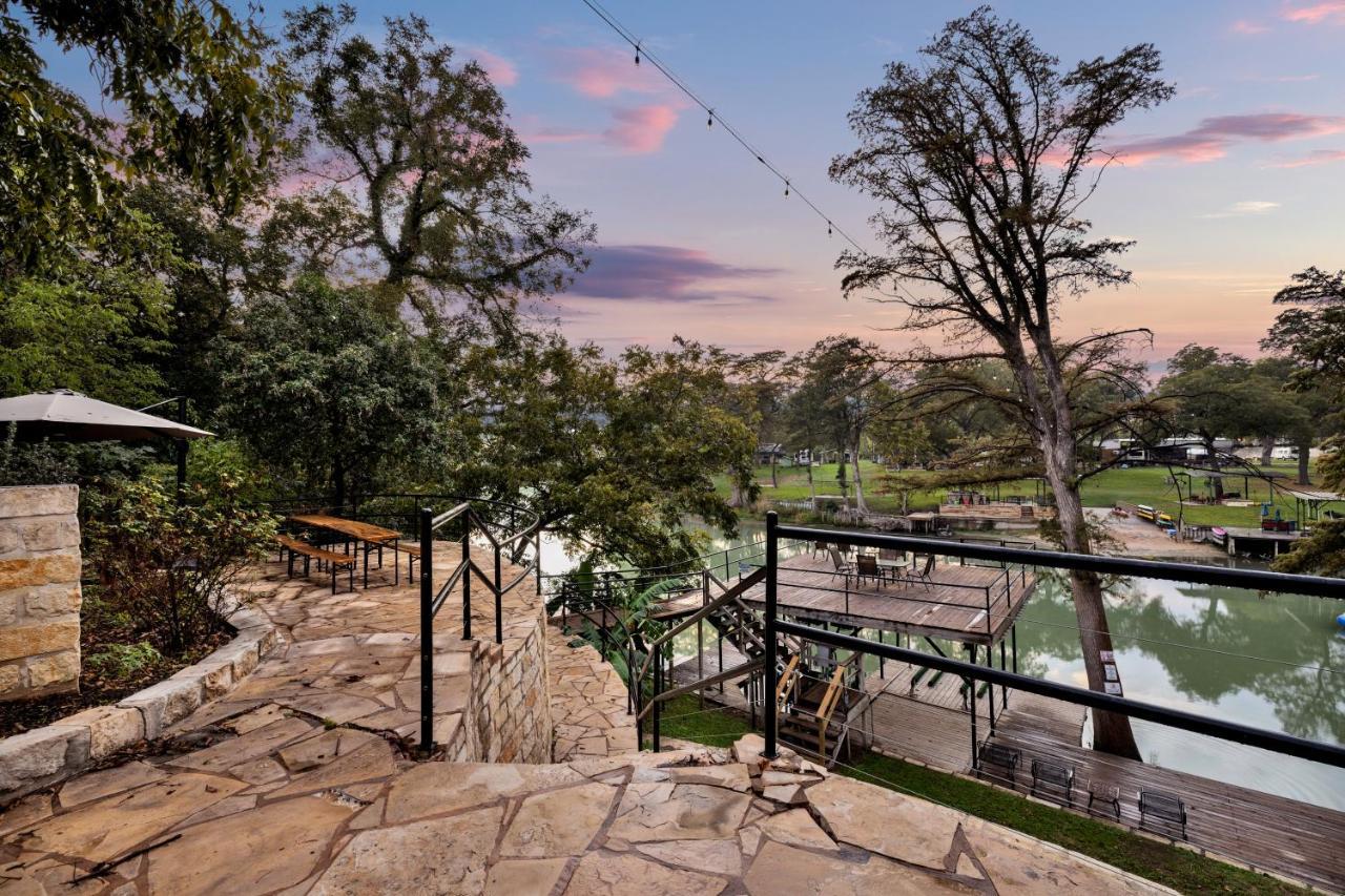 Luxury Lakefront Oasis With Boat Dock-Firepit McQueeney Esterno foto