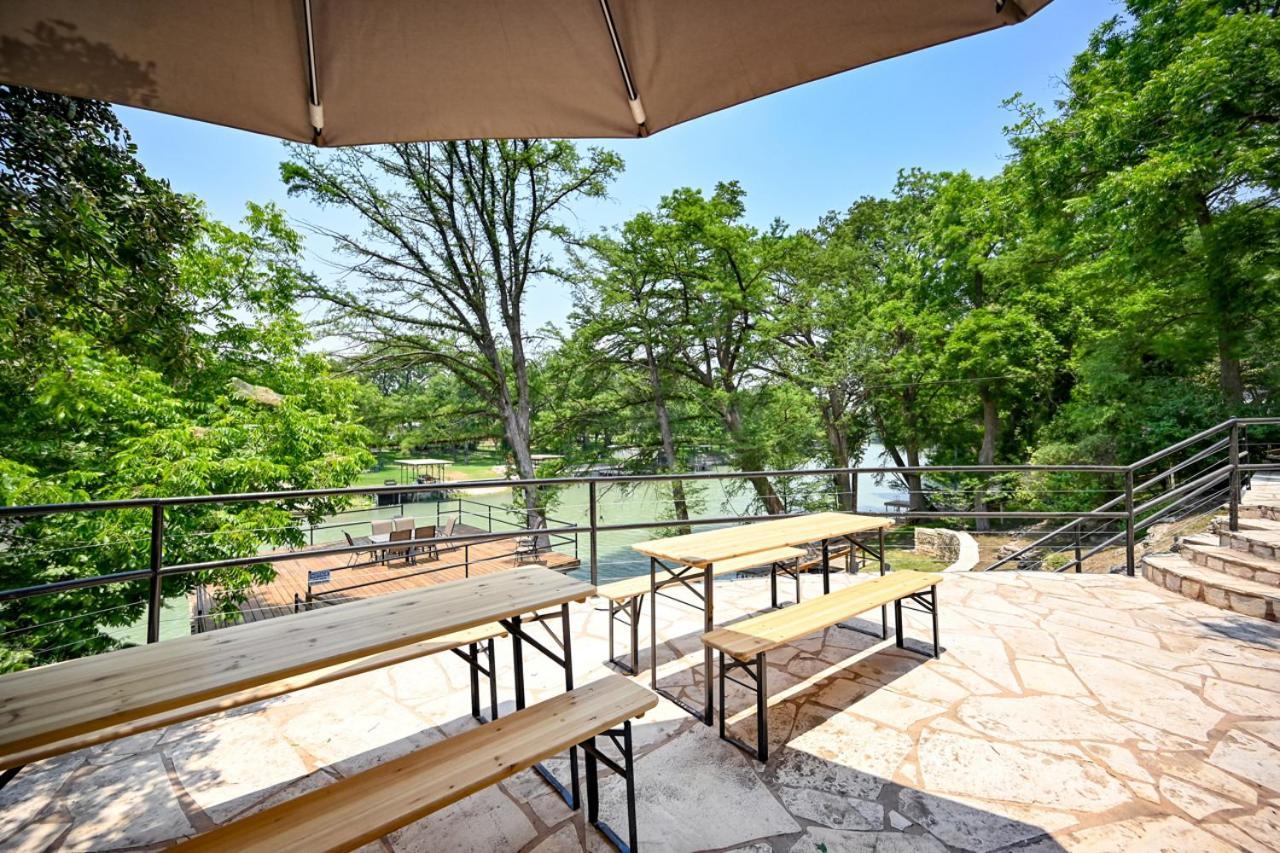 Luxury Lakefront Oasis With Boat Dock-Firepit McQueeney Esterno foto