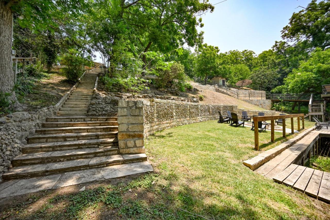 Luxury Lakefront Oasis With Boat Dock-Firepit McQueeney Esterno foto